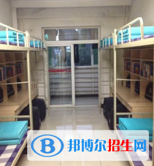  唐山開(kāi)灤第一中學(xué)2021年宿舍條件