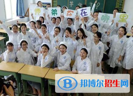 四川2021年衛(wèi)校有什么專業(yè)適合女生