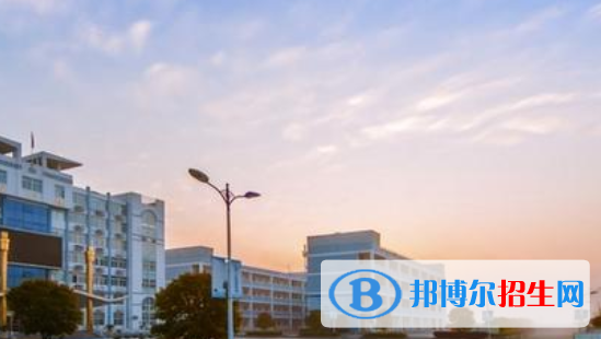 安慶大別山科技學校2021年招生辦聯(lián)系電話