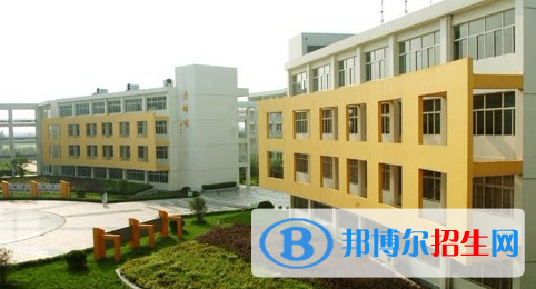 江蘇淮安中學(xué)2021年學(xué)費(fèi)、收費(fèi)多少