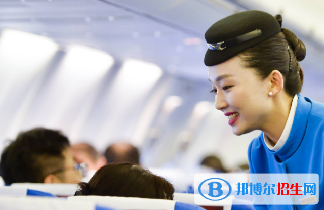 湖北2021年讀什么航空服務(wù)學校最好