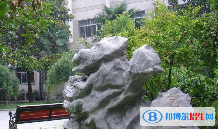 徐州高級(jí)中學(xué)2021年學(xué)費(fèi)、收費(fèi)多少