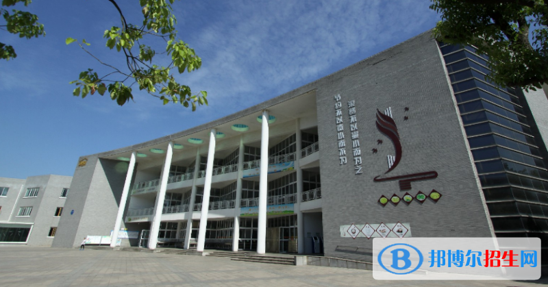 江蘇溧陽中學2021年招生辦聯(lián)系電話