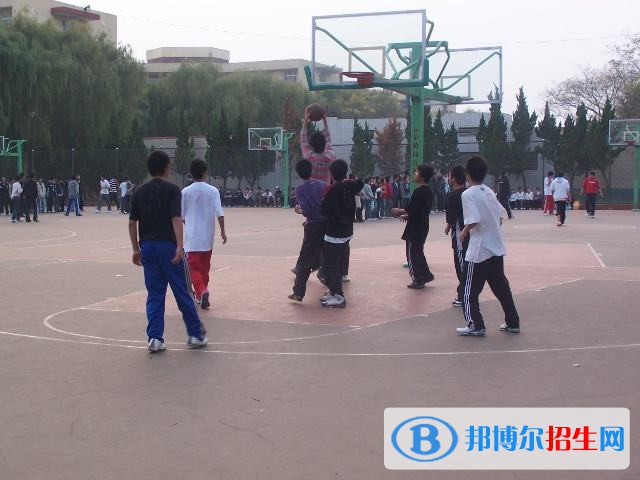 濮陽(yáng)市油田職業(yè)中等專業(yè)學(xué)校網(wǎng)站網(wǎng)址