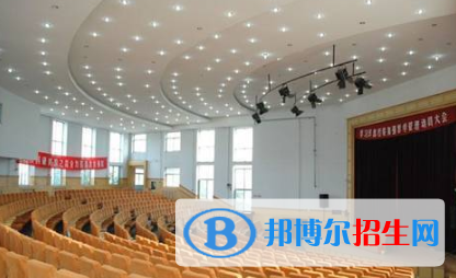 河北峰峰春光中學2021年招生計劃