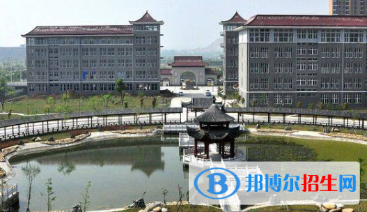安徽黃梅戲藝術(shù)職業(yè)學(xué)院2021年學(xué)費(fèi)、收費(fèi)多少