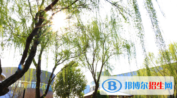 南京師范大學(xué)附屬揚(yáng)子中學(xué)怎么樣、好不好