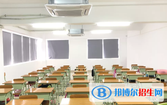 汕頭琪雅美容化妝職業(yè)技術(shù)學校2021年學費、收費多少