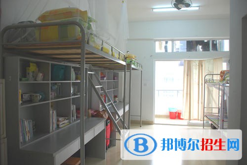 連云港市海濱技工學校2021年宿舍條件