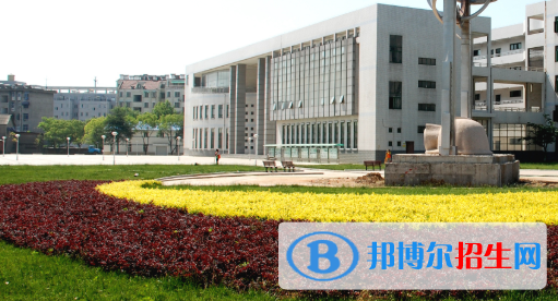 安徽2021年鐵路學(xué)校好還是大專好