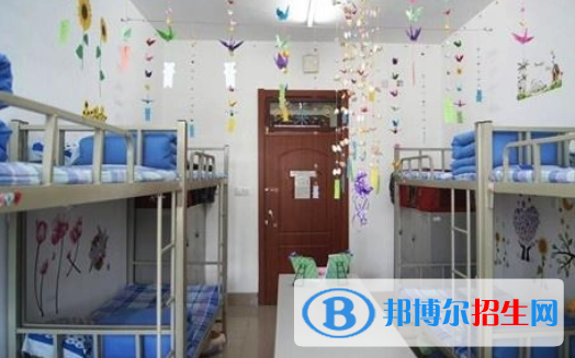肇慶廣寧衛(wèi)生中等職業(yè)技術學校2021年宿舍條件