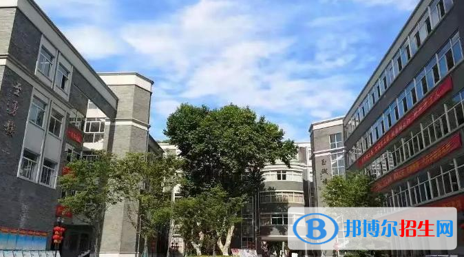 南京市寧海中學(xué)2021年學(xué)費(fèi)、收費(fèi)多少