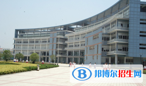 南京金陵中學(xué)河西分校2021年招生簡章
