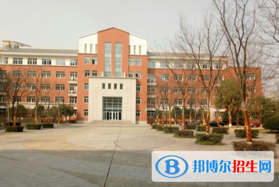 南京建鄴高級(jí)中學(xué)怎么樣、好不好