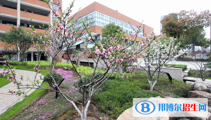 南京航空航天大學(xué)附屬高級(jí)中學(xué)怎么樣、好不好