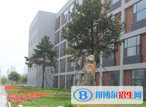 張家口第一中學(xué)2021年報(bào)名條件、招生要求、招生對(duì)象