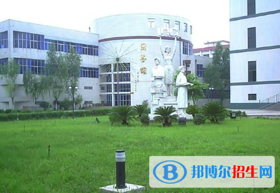 宣化第一中學(xué)報(bào)名條件、招生要求、招生對(duì)象