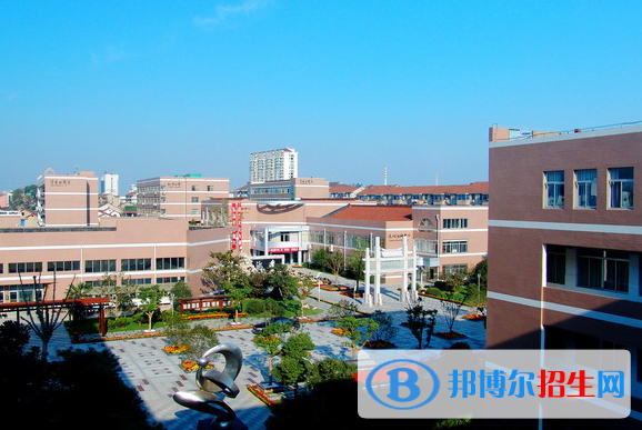 無錫洛社高級中學2021年招生辦聯(lián)系電話