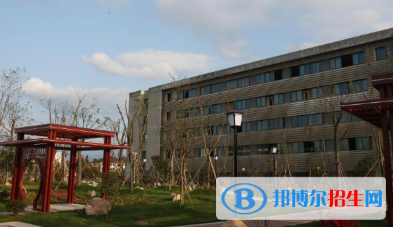 黃山職業(yè)技術(shù)學(xué)院2021年報(bào)名條件、招生要求、招生對(duì)象