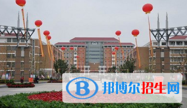 江蘇宜興中學(xué)2021年學(xué)費(fèi)、收費(fèi)多少