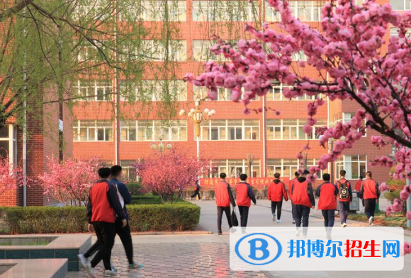 河北蒙古族高級中學(xué)2021年學(xué)費、收費多少