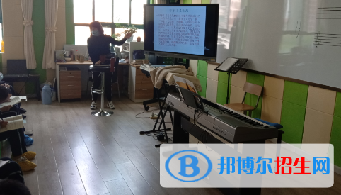 蘭州天慶實(shí)驗(yàn)中學(xué)2021年招生辦聯(lián)系電話