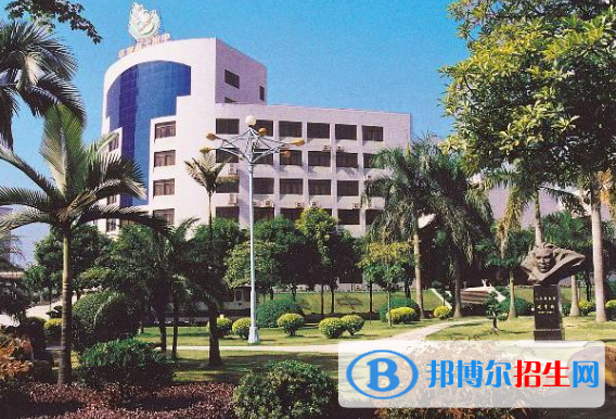廣州華南師范大學附屬中學怎么樣、好不好