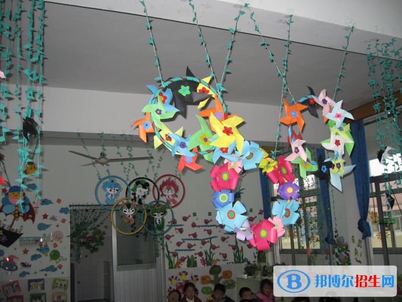重慶2021年男生初中畢業(yè)上幼師學校