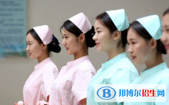 蘭州2021年衛(wèi)校中專升大專學校