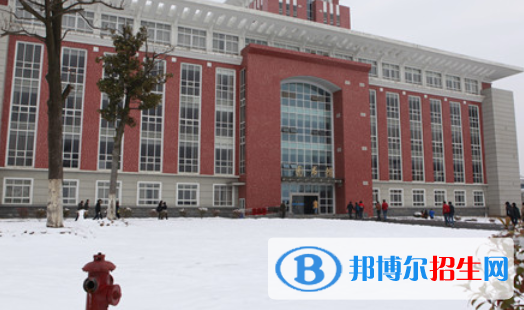 滁州職業(yè)技術(shù)學(xué)院2021年學(xué)費、收費多少