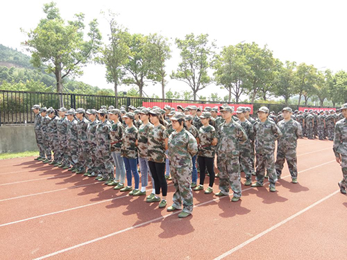 蘇州市紡織工業(yè)職工中等專業(yè)學(xué)校2022年報(bào)名條件、招生要求、招生對(duì)象