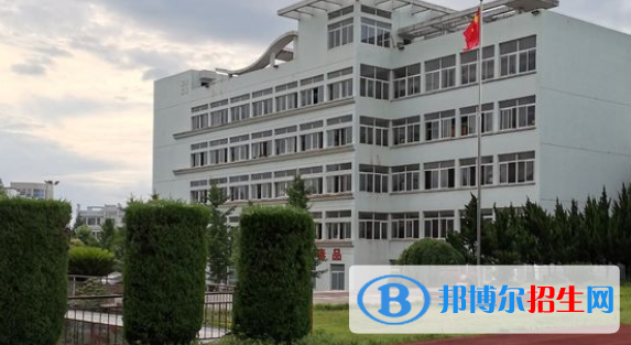休寧徽匠學(xué)校2021年報(bào)名條件、招生要求、招生對(duì)象