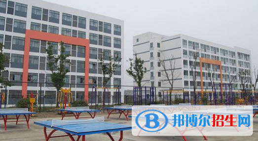 滁州市機(jī)械工業(yè)學(xué)校2021年報(bào)名條件、招生要求、招生對(duì)象 