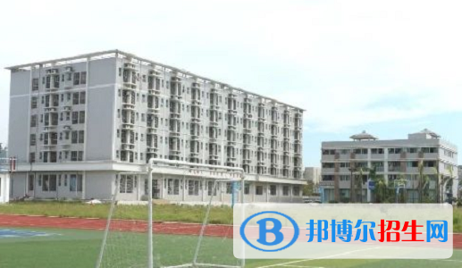 珠海工貿(mào)技工學(xué)校2021年報名條件、招生要求、招生對象