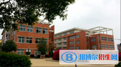 江西醫(yī)藥學(xué)校2021年招生錄取分?jǐn)?shù)線