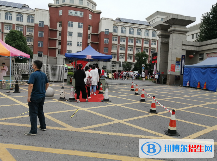 南昌衛(wèi)生學(xué)校2021年招生錄取分?jǐn)?shù)線