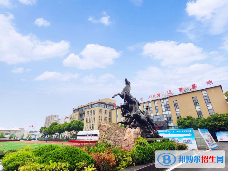 合肥中科信息工程技工學(xué)校2021年報名條件、招生要求、招生對象