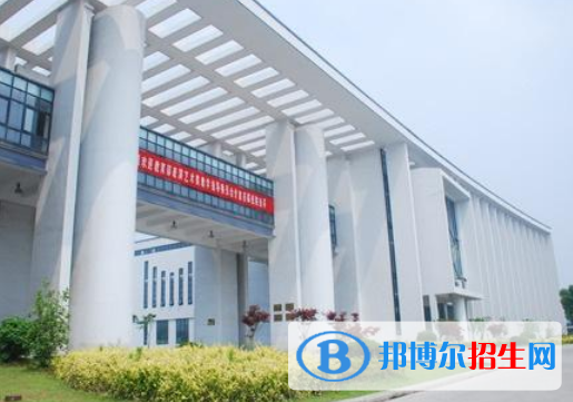 六安市藝術(shù)學(xué)校2021年報名條件、招生要求、招生對象