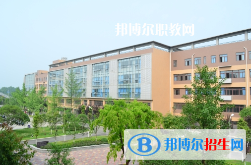 成都2021年初中畢業(yè)不去中專學(xué)校怎么辦