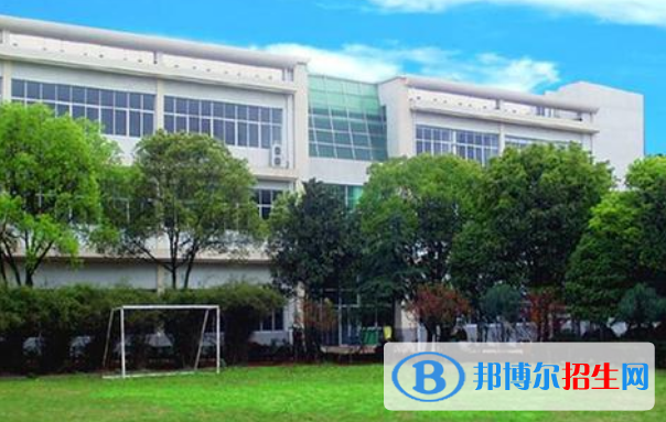 成都2021年初中畢業(yè)可以考什么中專學(xué)校
