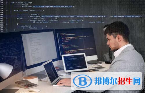貴州2021年計(jì)算機(jī)學(xué)校適合女生學(xué)嗎