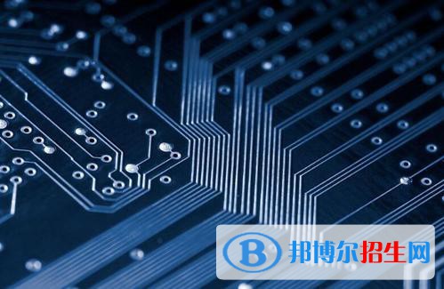 貴州2021年初中生可以去學計算機學校嗎
