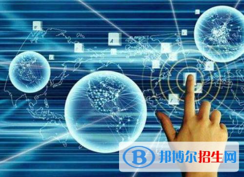 貴州2021年初中生可以去讀什么計(jì)算機(jī)學(xué)校?初中生畢業(yè)之后一般都是有兩條路可以選擇，一條路是上高中，一條路是上中專，而中專的職業(yè)學(xué)校又有很多的專業(yè)，所以，同學(xué)們你自己可以選擇的方面還是比較廣的，而對(duì)于想要就讀計(jì)算機(jī)專業(yè)的同學(xué)們來說，計(jì)算機(jī)專業(yè)的學(xué)校也多，小編就來給同學(xué)們整理一下。  貴陽市白云區(qū)職業(yè)技術(shù)學(xué)校 貴陽市白云區(qū)職業(yè)技術(shù)學(xué)校是1986年經(jīng)貴陽市人民政府批準(zhǔn)創(chuàng)辦的一所培養(yǎng)中、初級(jí)技術(shù)人才的全日制公辦學(xué)校，是省級(jí)重點(diǎn)中等職業(yè)技術(shù)學(xué)校。  學(xué)校在全國(guó)大力發(fā)展職業(yè)教育的大背景下，在區(qū)委、政府的正確領(lǐng)導(dǎo)下，在各級(jí)教育主管部門的關(guān)心、指導(dǎo)下，從2008年開始使入發(fā)展的快車道，在以下七個(gè)方面取得了突破性的發(fā)展：  1、學(xué)校基礎(chǔ)能力得到不斷加強(qiáng)。學(xué)校由原來占地面積1.53萬平方米、建筑面積1.06萬平方米，有一個(gè)計(jì)算機(jī)實(shí)訓(xùn)室，實(shí)訓(xùn)設(shè)備總價(jià)值為18.3萬元。發(fā)展為占地面積共計(jì)16.3萬平方米、建筑面積達(dá)6萬平方米、各類實(shí)訓(xùn)設(shè)備總價(jià)值達(dá)400余萬元的中等職業(yè)學(xué)校。  2、學(xué)校辦學(xué)規(guī)模得到不斷擴(kuò)大。由學(xué)歷教育在校生人數(shù)為173人，職業(yè)技能培訓(xùn)人數(shù)為年280人次的規(guī)模，發(fā)展為學(xué)歷教育在校生人數(shù)達(dá)4700人，職業(yè)技能培訓(xùn)人數(shù)達(dá)年1600人次。  3、學(xué)校師資力量得到加強(qiáng)。學(xué)校由正式在冊(cè)教職工43人(其中原南湖中學(xué)教師)，外聘教師1人，發(fā)展為合并了白云區(qū)落刀初級(jí)職校、白云區(qū)成人文化技術(shù)學(xué)校后，擁有專兼職教師130人的大型中等職業(yè)學(xué)校。  計(jì)算機(jī)專業(yè)發(fā)展歷史 1946年2月14日，由美國(guó)軍方定制的世界上第一臺(tái)電子計(jì)算機(jī)“電子數(shù)字積分計(jì)算機(jī)”(ENIAC Eletro<em></em>nic Numerical Integrator And Calculator)在美國(guó)賓夕法尼亞大學(xué)問世了。 ENIAC是美國(guó)奧伯丁武器試驗(yàn)場(chǎng)為了滿足計(jì)算彈道需要而研制成的。其主要發(fā)明人是電氣工程師普雷斯波·?？颂?J.Prespen Eckert)和物理學(xué)家約翰·莫奇勒(John W.Mauchly)博士。  這臺(tái)計(jì)算器使用了17840支電子管，大小為80英尺×8英尺，重達(dá)28t(噸)，功耗為170kW，其運(yùn)算速度為每秒5000次的加法運(yùn)算，造價(jià)為487000美元。ENIAC的問世具有劃時(shí)代的意義，表明電子計(jì)算機(jī)時(shí)代的到來。在以后60多年里，計(jì)算機(jī)技術(shù)以驚人的速度發(fā)展，在人類科技史上還沒有哪一個(gè)學(xué)科可以與電子計(jì)算機(jī)技術(shù)的發(fā)展速度相提并論。如2006年上市的Intel雙核心移動(dòng)處理器Core 2 Duo，原件密度為150萬支晶體管，大小為90.3m㎡，重量幾乎可以忽略，功耗最多為31W，其運(yùn)算速度為每秒216億次，造價(jià)僅為637美元。單從性能一項(xiàng)看就比ENIAC提高了約4000萬倍。難怪著名計(jì)算機(jī)科學(xué)家費(fèi)里德里克·布魯克說：人類文明迄今，除計(jì)算機(jī)技術(shù)外，沒有任何一門技術(shù)的性能價(jià)格比能在30年內(nèi)增長(zhǎng)6個(gè)數(shù)量級(jí)  小編給同學(xué)們整理了一所計(jì)算機(jī)專業(yè)的學(xué)校，這個(gè)學(xué)校是屬于公辦的，并且辦學(xué)的時(shí)間還是屬于比較長(zhǎng)的，同學(xué)們?nèi)绻X得不錯(cuò)的話可以到學(xué)校的詳細(xì)了解之后做報(bào)名的哦，不過建議在到學(xué)校之前最好有一個(gè)比較清楚的了解，同學(xué)們可以直接在網(wǎng)上留言等待老師的回訪，到時(shí)候老師會(huì)直接給同學(xué)們講解到的哦。