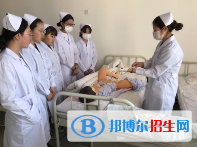 蘭州2021年衛(wèi)校怎么樣報名