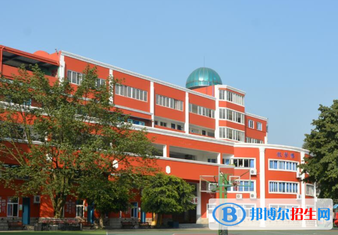 成都新世紀(jì)外國(guó)語(yǔ)學(xué)校2021年排名
