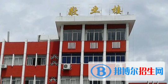 鷹潭職業(yè)技術(shù)學(xué)院2021年報(bào)名條件、招生要求、招生對(duì)象