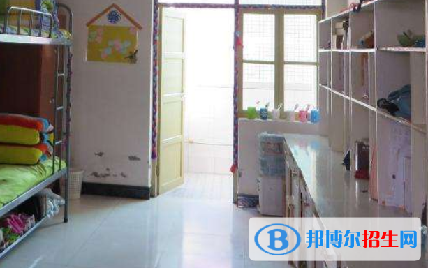 成都猛追灣中學2021年宿舍條件