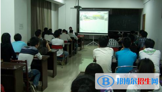 成都2021年電子商務學校有哪些