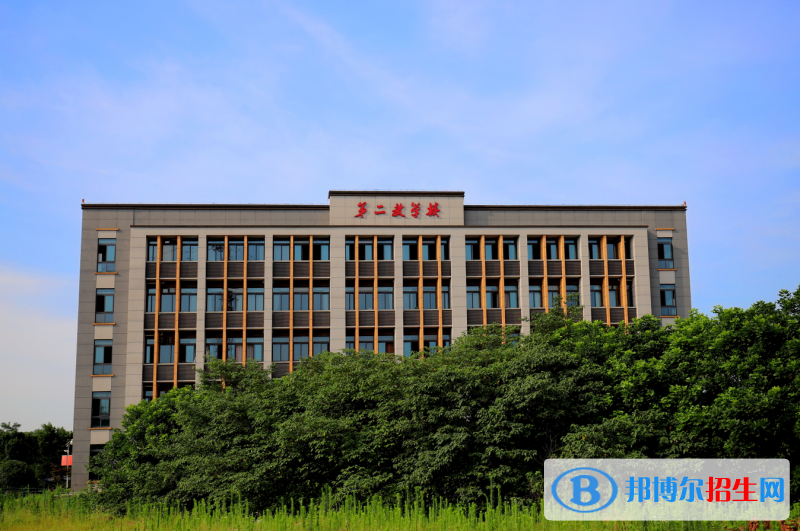 重慶2022年初中生可以去讀什么護理學(xué)校