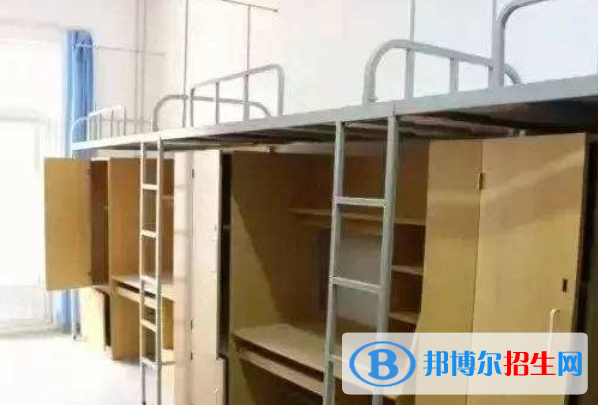 郫縣第二中學(xué)2021年宿舍條件